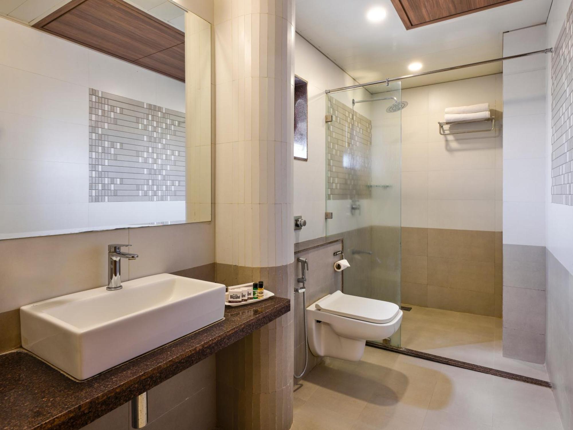 Pride Biznotel Sasan Gir Exterior foto